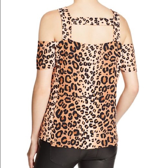 Cooper & Ella leopard print cold shoulder top NWT - Picture 2 of 5