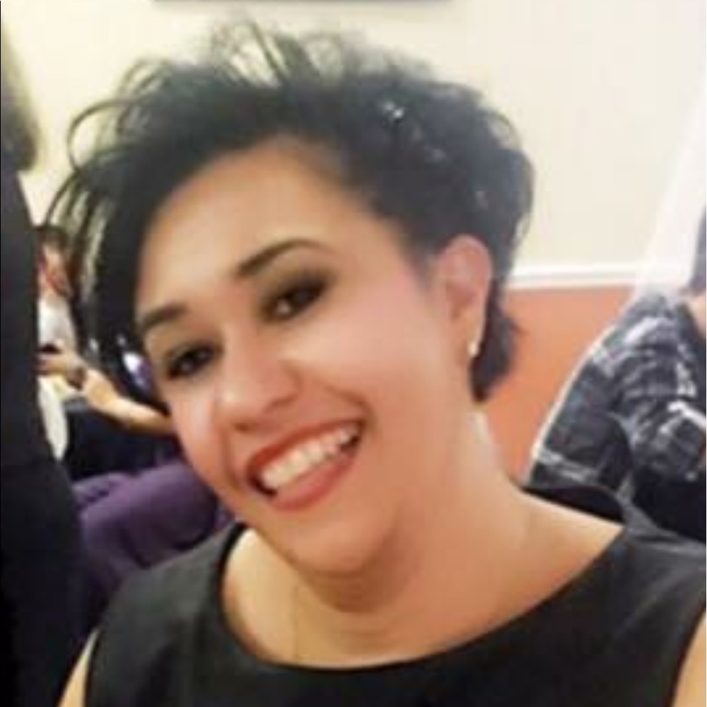 Meet your Posher, Petra