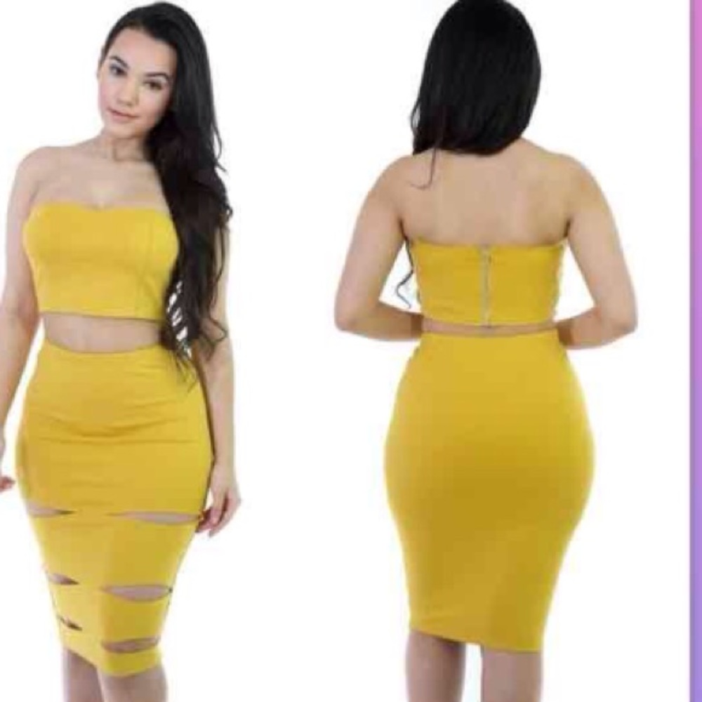 2 piece poly and spandex skirt set