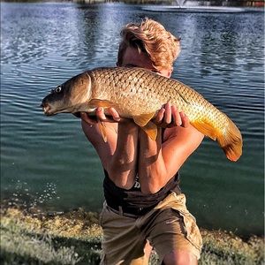 Meet your Posher, Levi