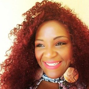 Meet your Posher, Demeris