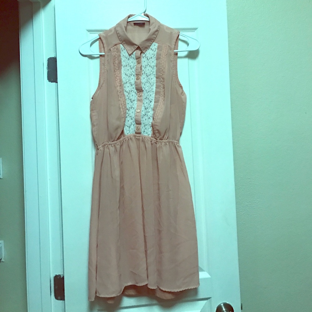 Lace pink/peach dress