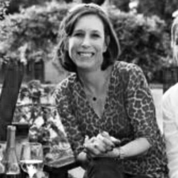 Meet your Posher, Erica - Picture 1 of 1