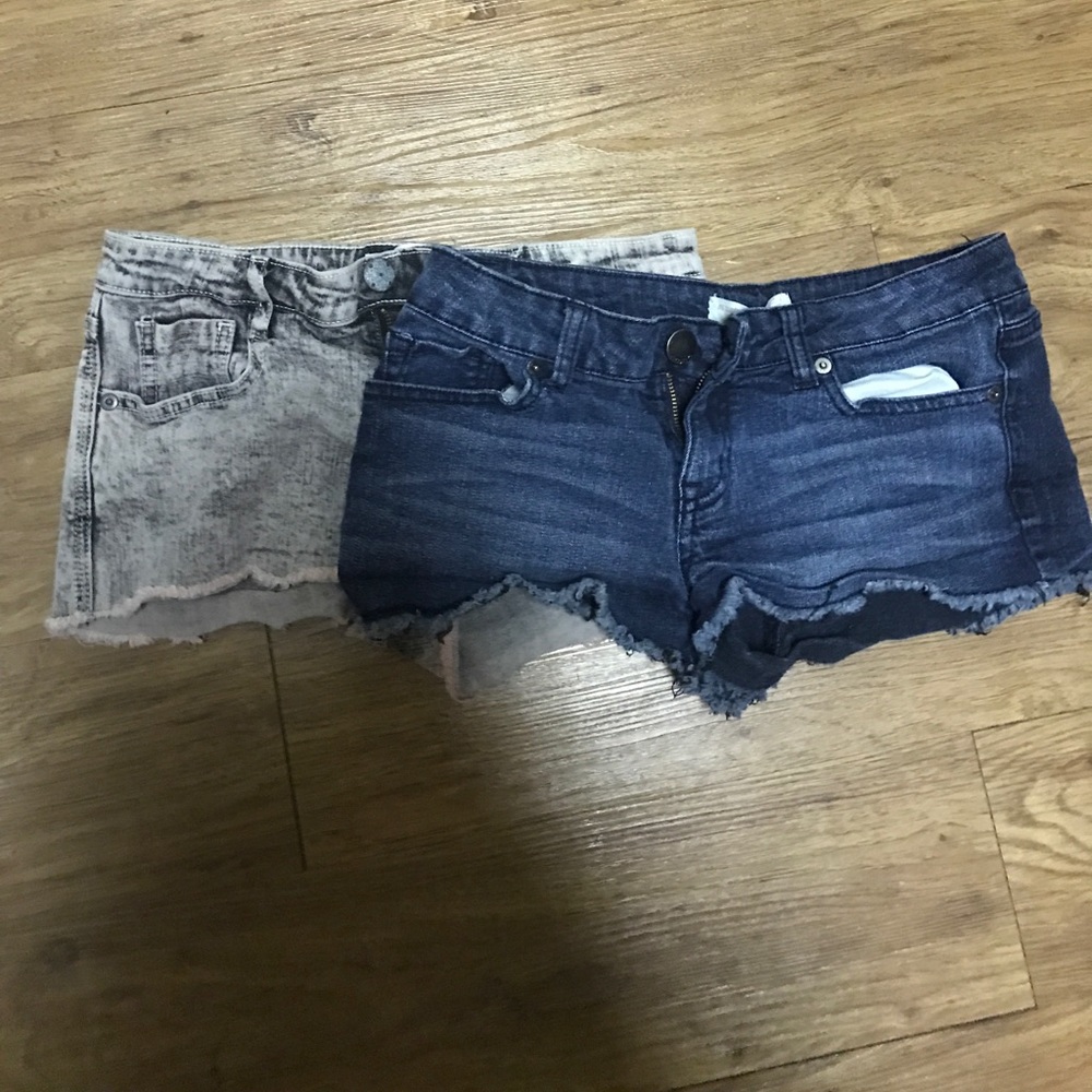 Jean Shorts bundle (2) size 9