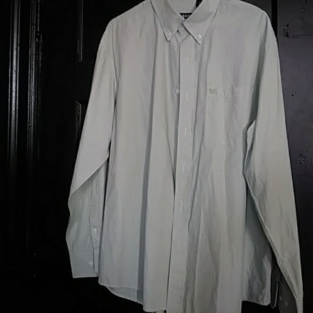 Mens IZOD button down shirt