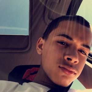 Meet your Posher, Jonelle