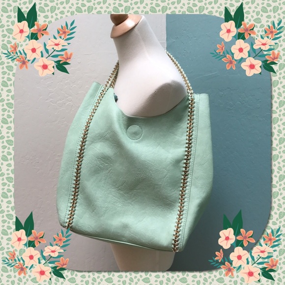 Street Level Handbags - 🌟Street Level Vegan leather bag🌟