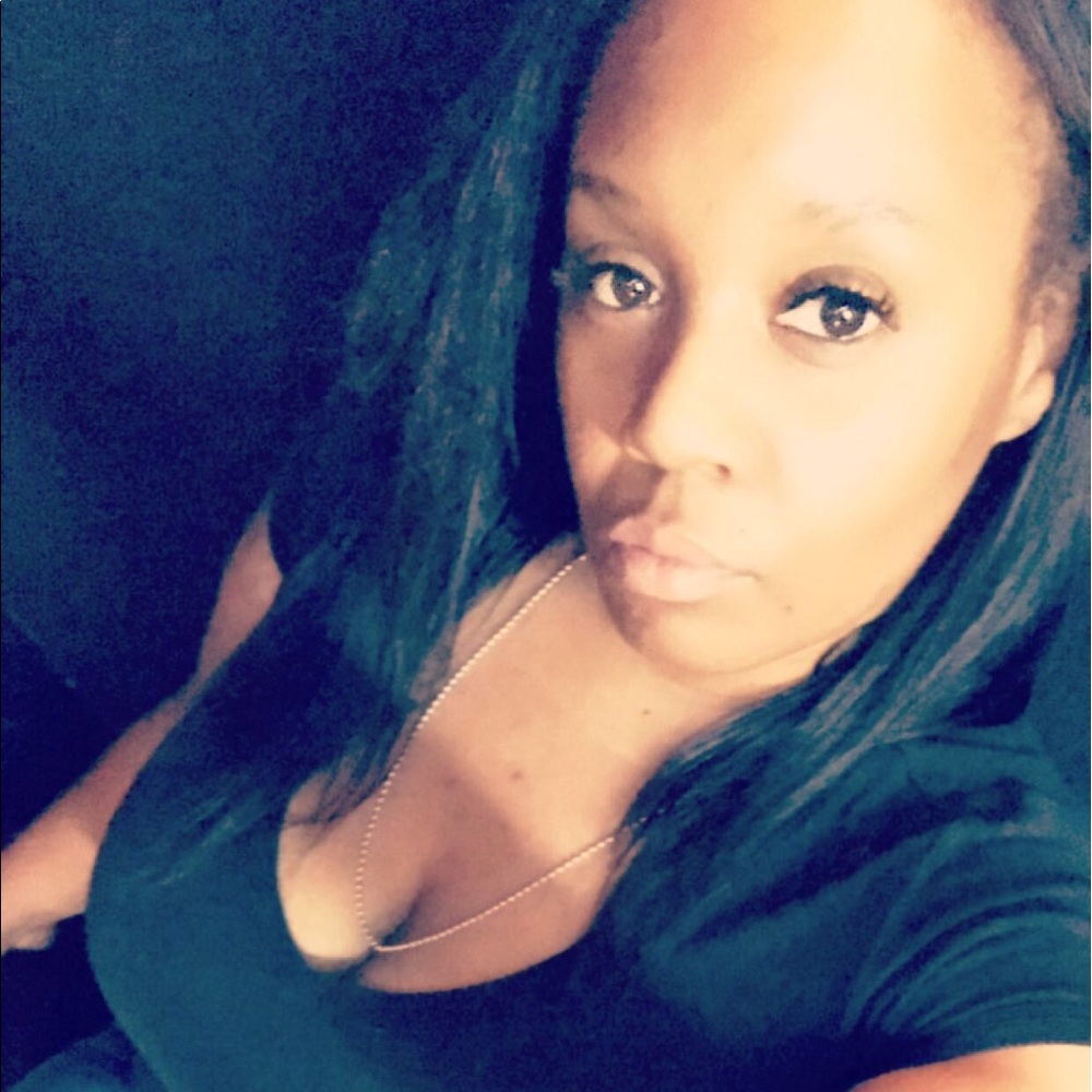 Meet your Posher, Marcia