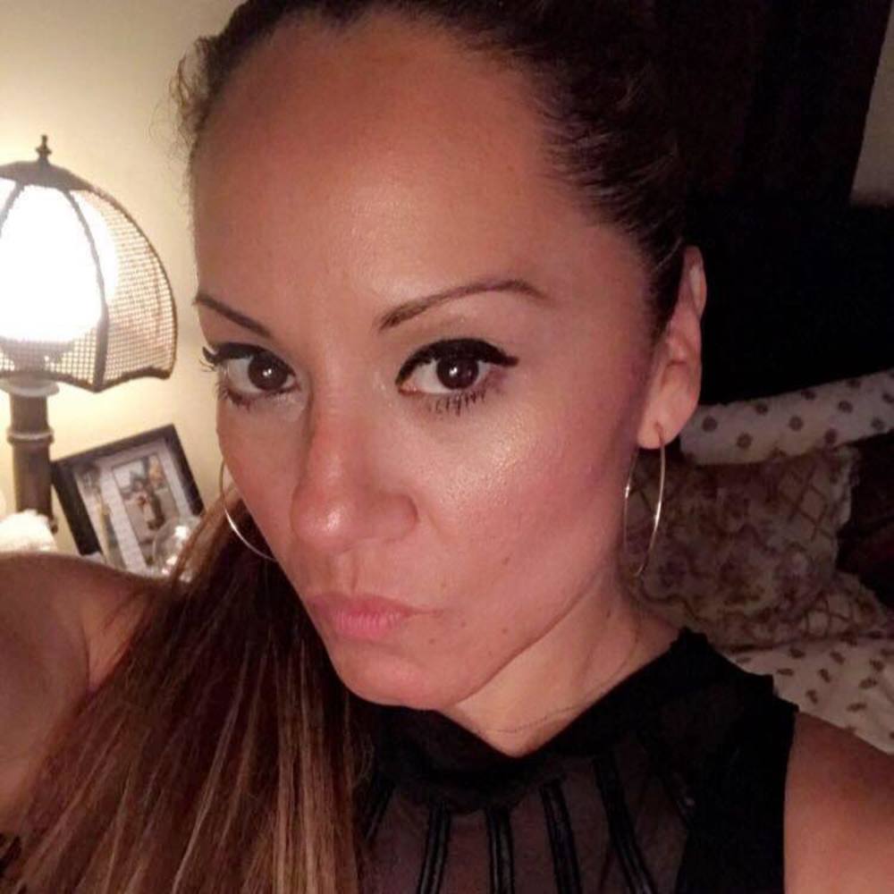 Meet your Posher, Ileana