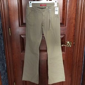 Union Bay boot cut khaki colored pants sz 1 NWT