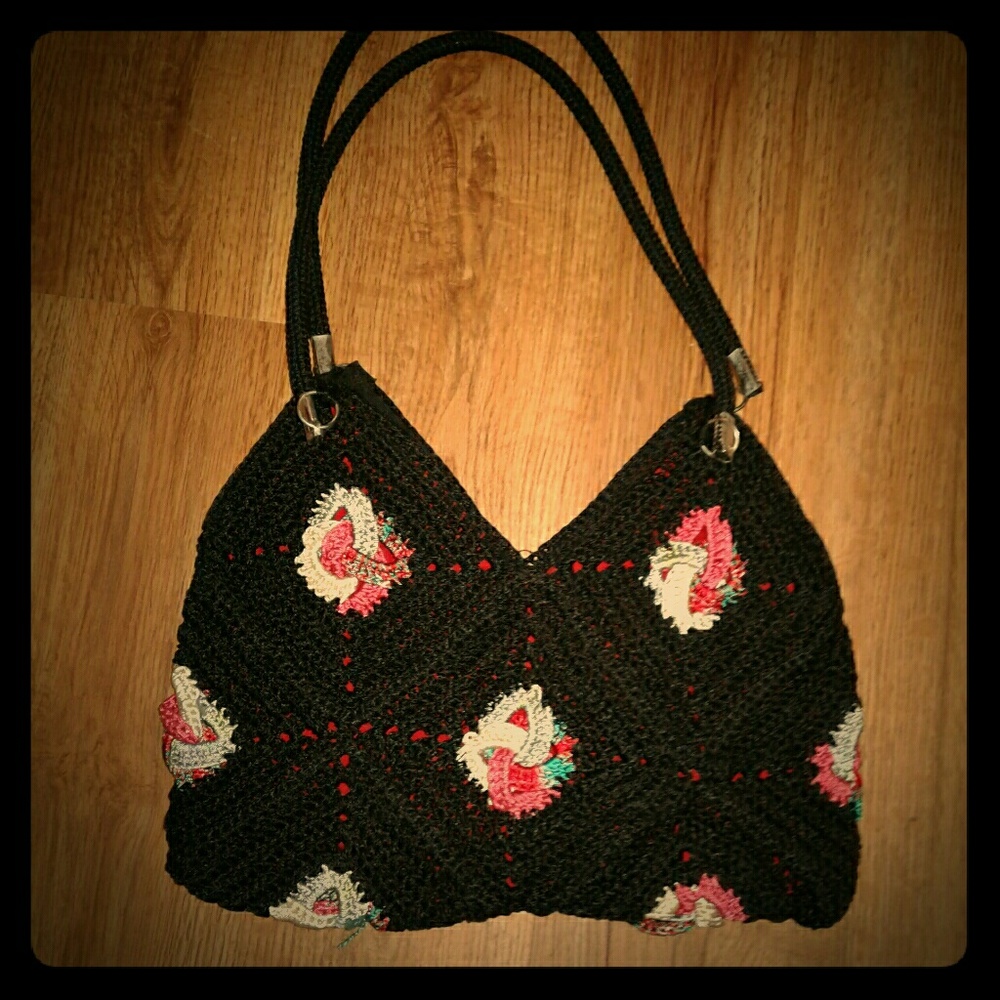 VINTAGE CROCHET SHOULDERBAG