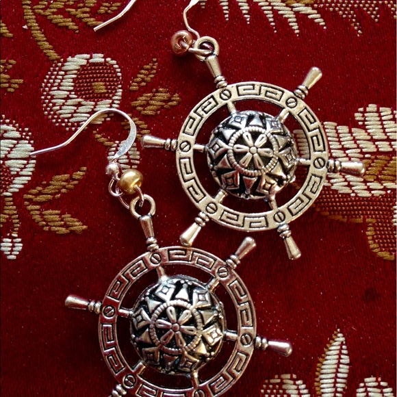 Spiritual Compass - Picture 1 of 1