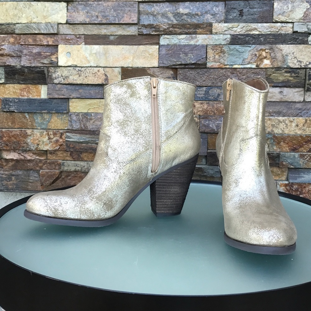Vince Camuto Short Heeled Boot