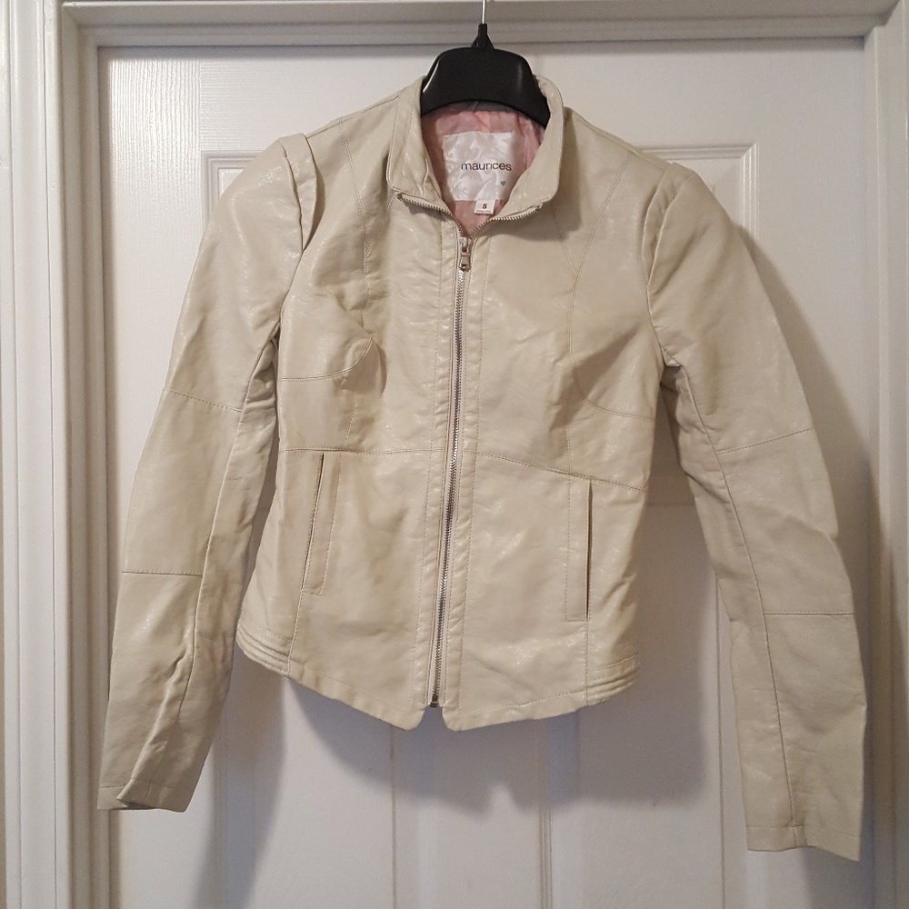 Maurices Leather Jacket/Blazer Size Small