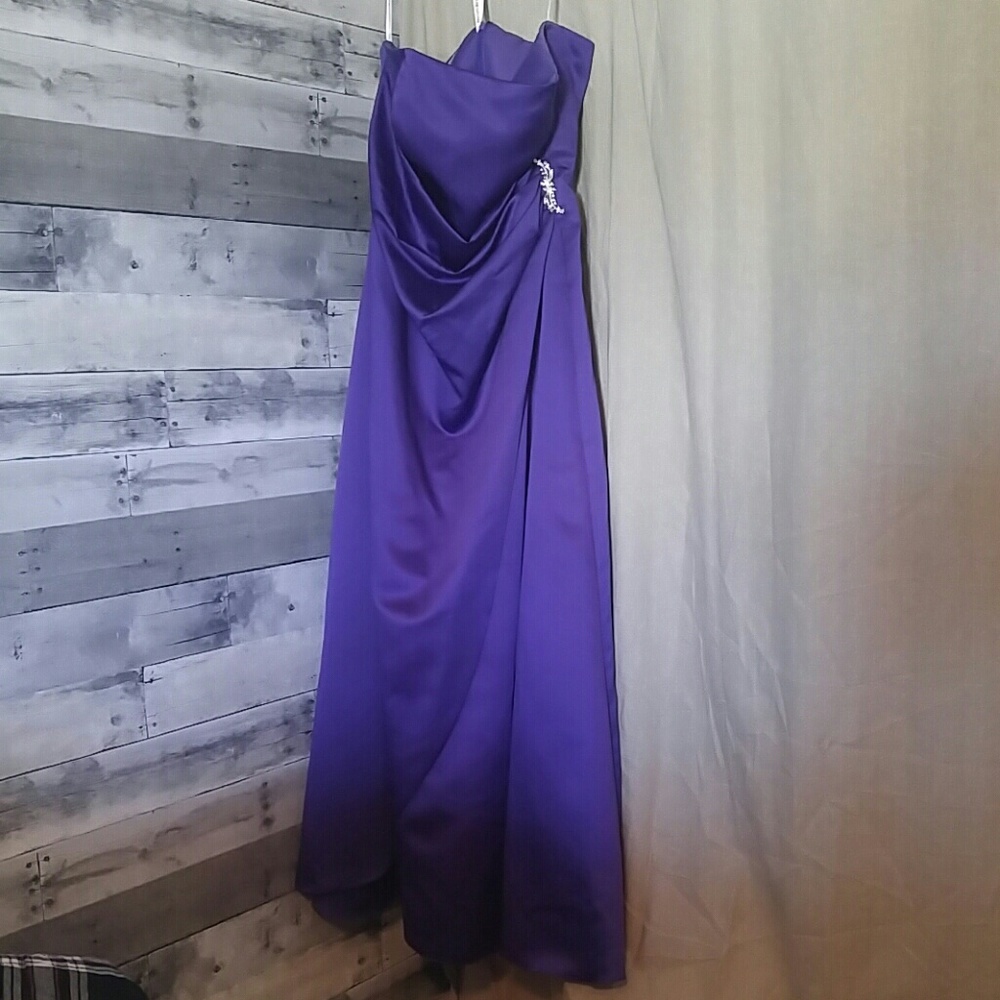 David's bridal dress