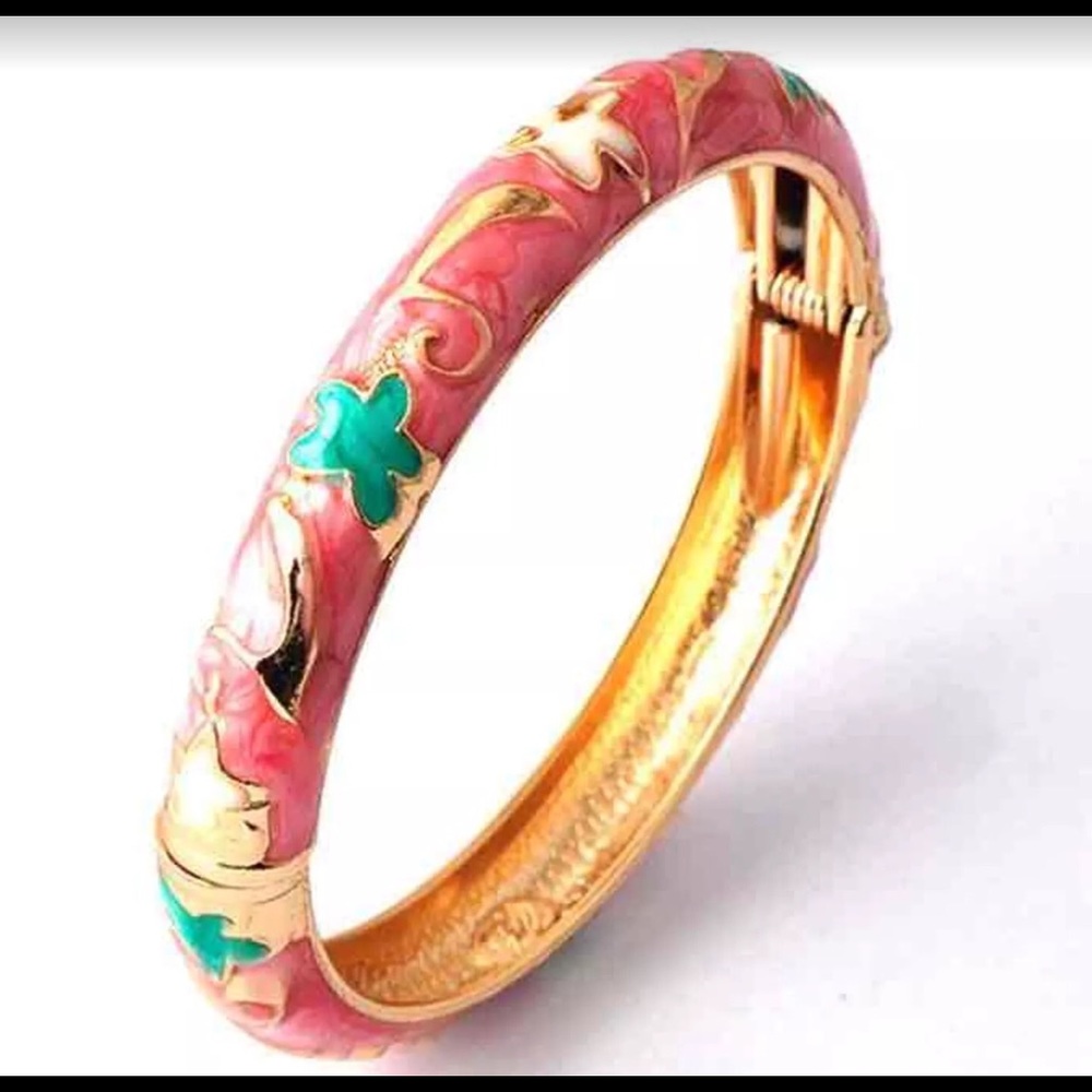 Brand New 14KT Gold Filled Enamel Bangle