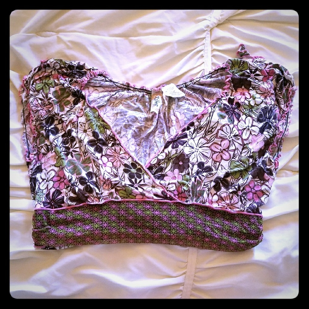 Pretty floral top