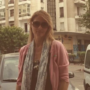 Meet your Posher, Roxanna