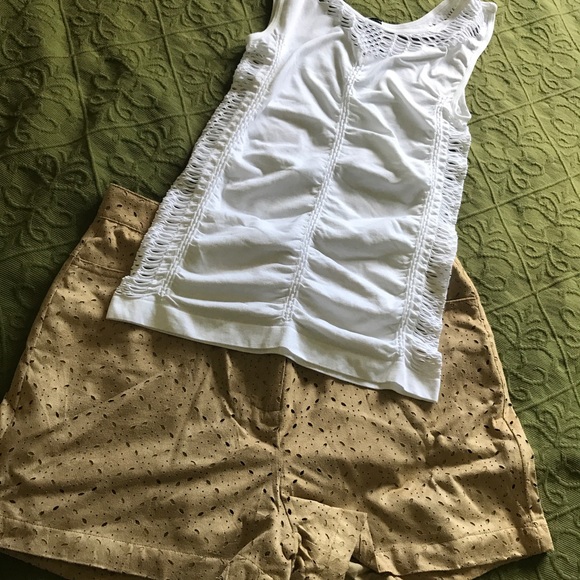 Short set - Picture 2 of 2