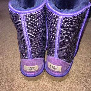 UGGS WORN ONCE