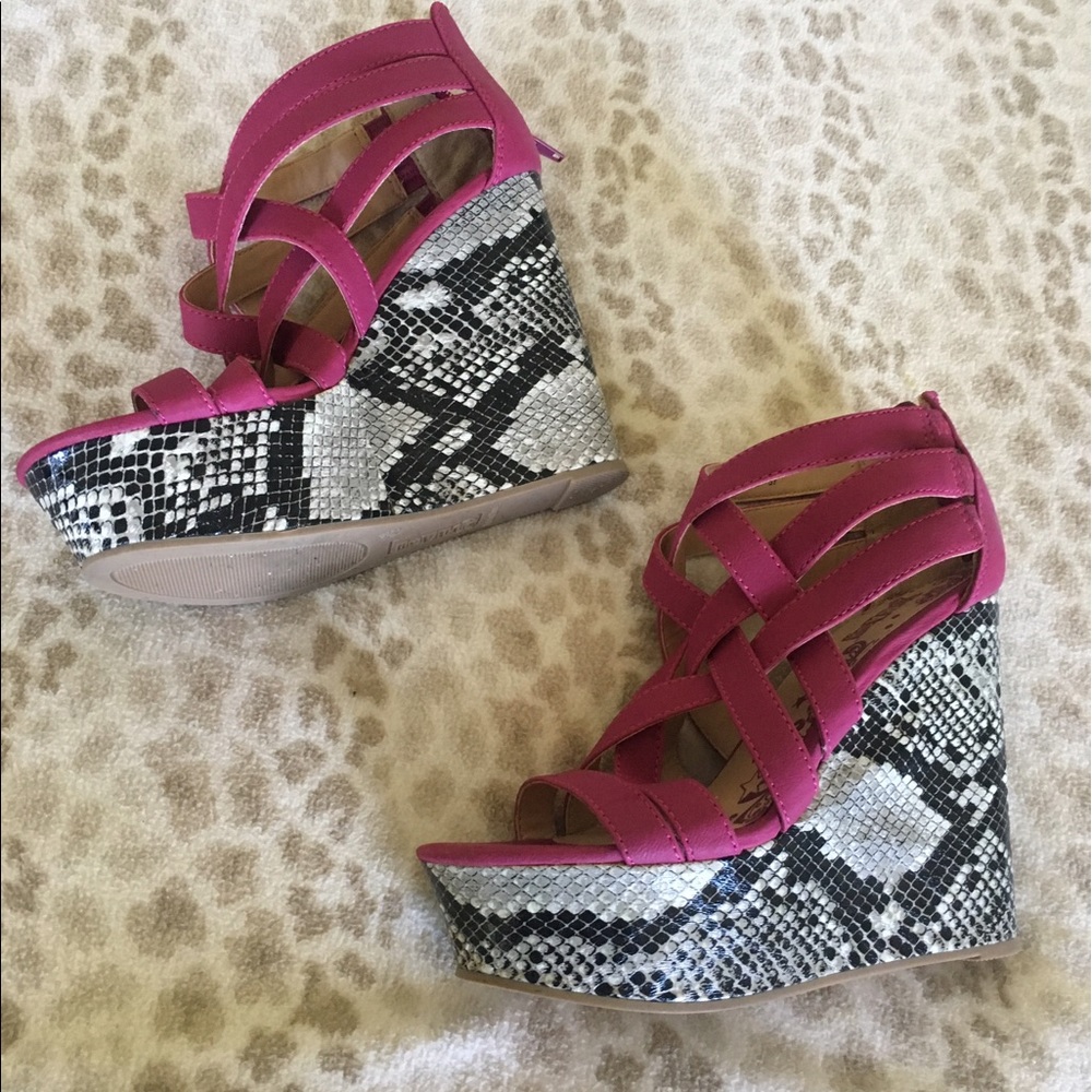 Wedges - Picture 2 of 2