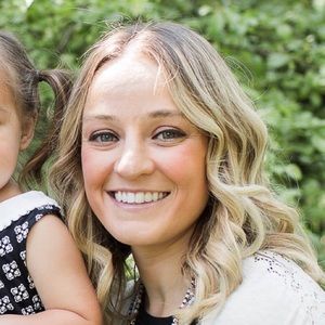 Meet your Posher, Lauren