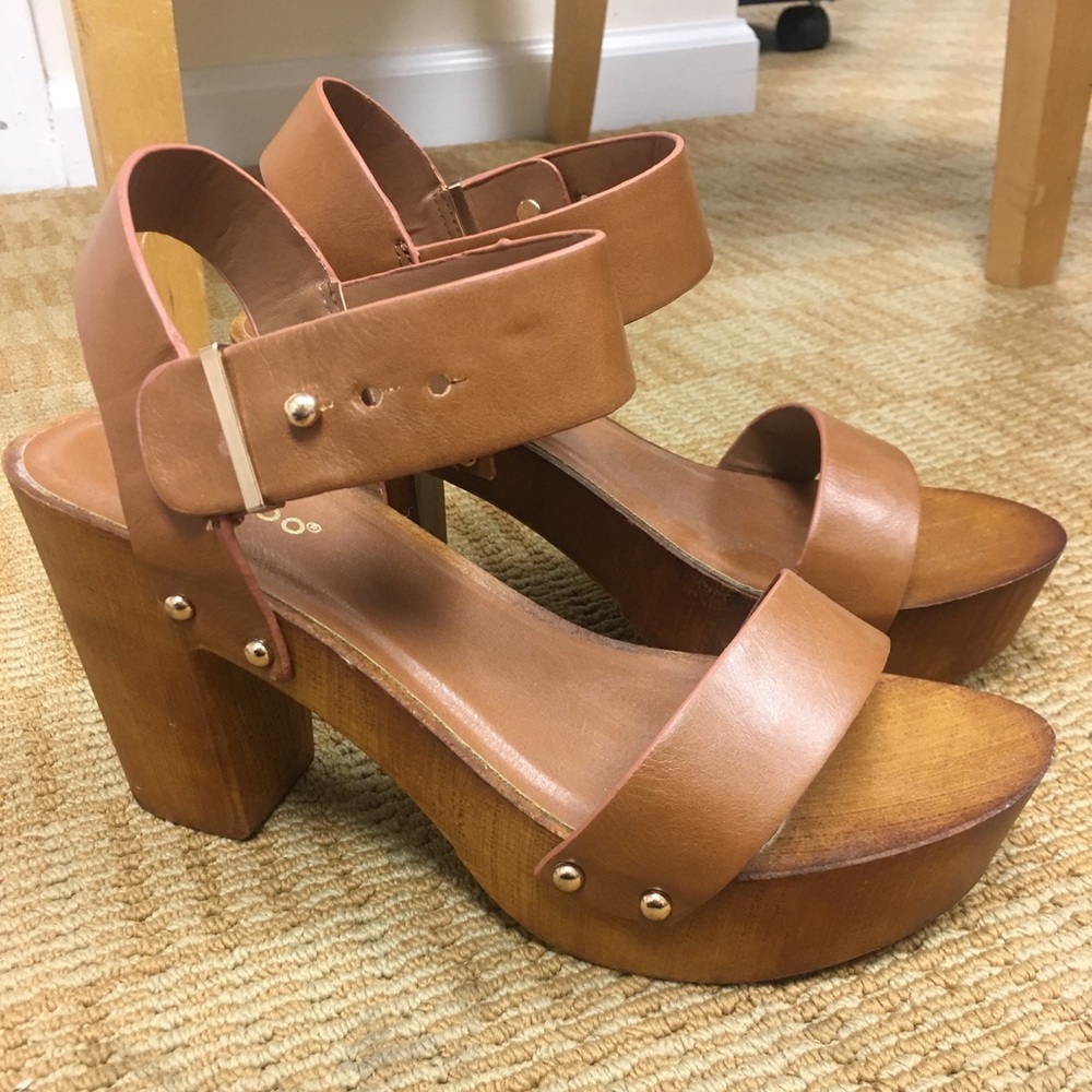 Bamboo Tan Chunky Heel Sandals