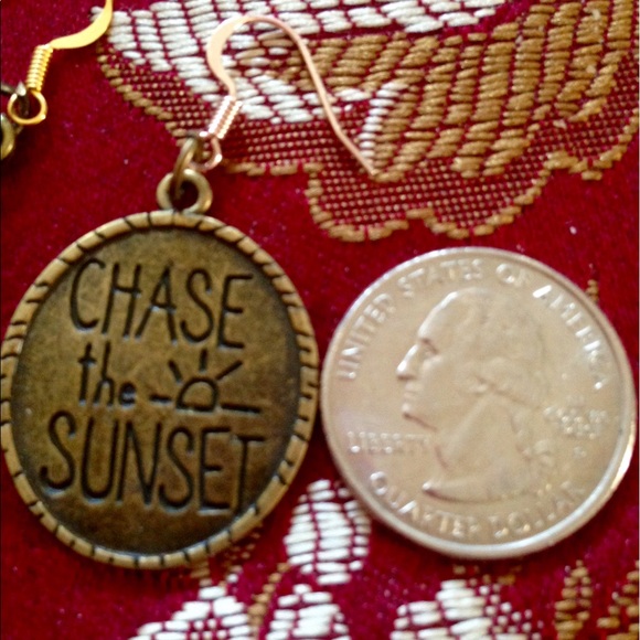 Chase the Sunset - Picture 2 of 2