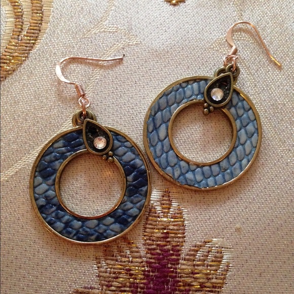 Serpent Ring - Picture 1 of 1