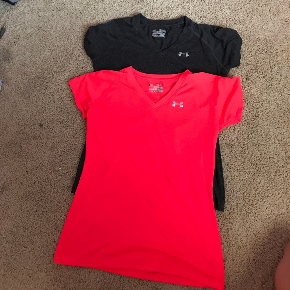 Package of 2 under armour t shirts