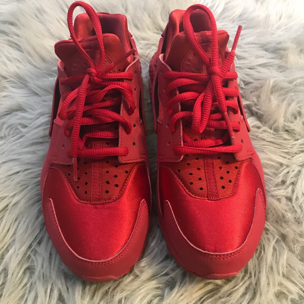 Women's All Red Huaraches
