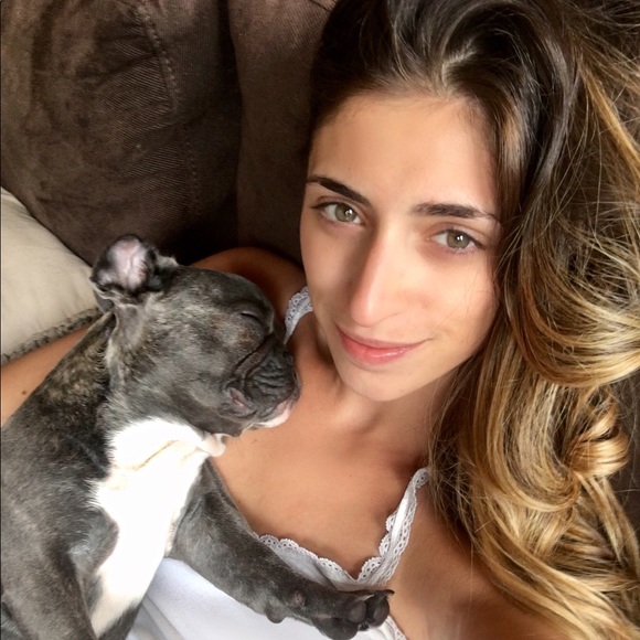 Meet your Posher, Ellen - Picture 1 of 1