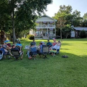 Meet your Posher, Patsy