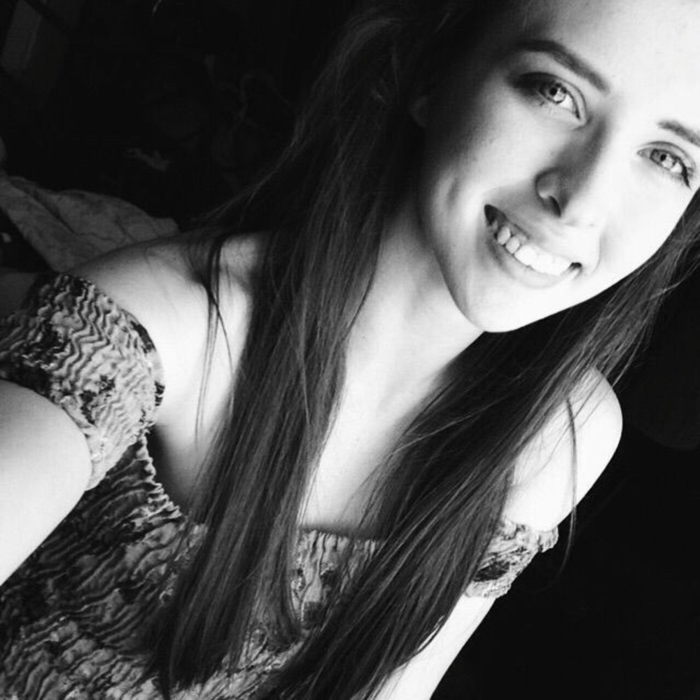 Meet your Posher, Cynthia