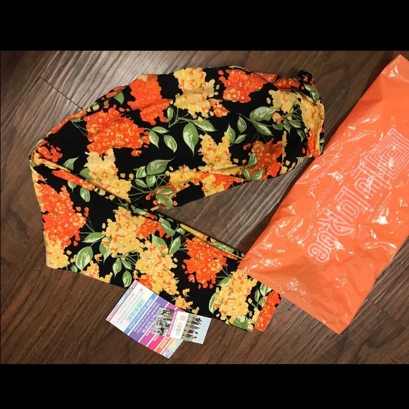 LuLaRoe Leggings - Picture 4 of 4