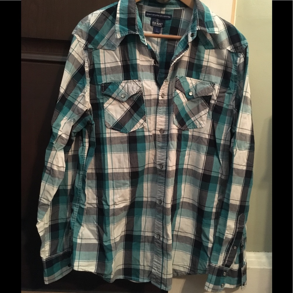Old Navy Men's Plaid Button Down Shirt