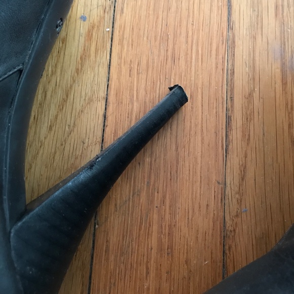 Guess Ortega Black Letter Ankle Boot Size 6 - Picture 4 of 5