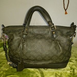 Louis Vuitton Mahina Stellar PM