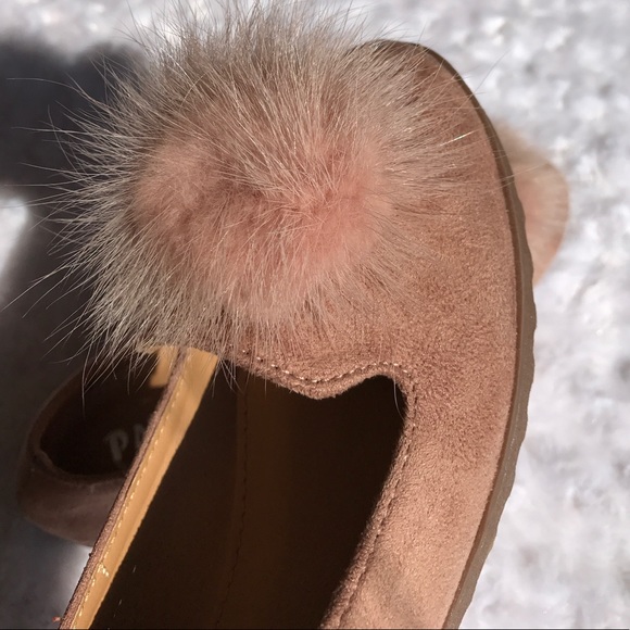 •new• 🍂FALL BLUSH POM POM ACCENT FLATS - Picture 5 of 6