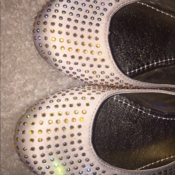 π Sparkly Ballet Flats π - Picture 2 of 7