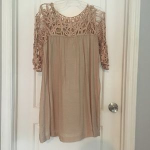 THE. PEFECT. SUMMER. DRESS.