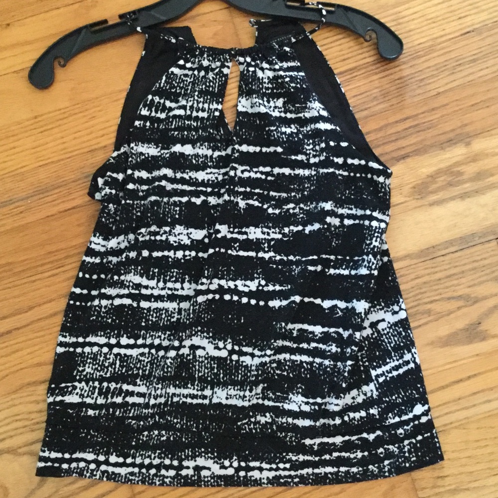 Ann Taylor keyhole top, size XSP