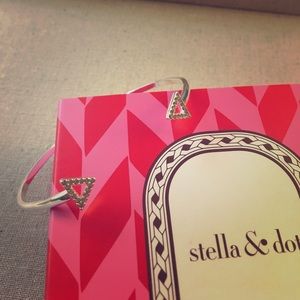 Stella & Dot Pave Arrow Cuff