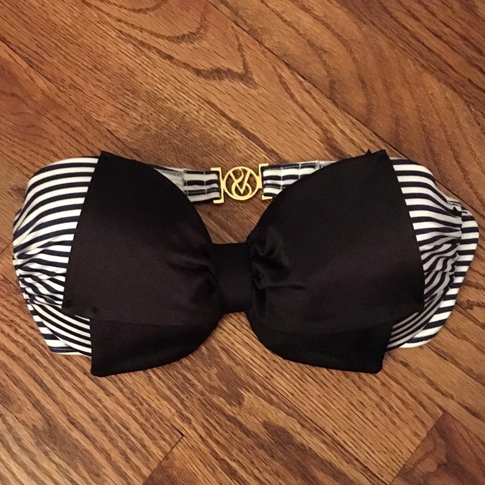 NWOT VS Swim Stripe with Large Bow! 34B