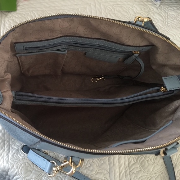 SOLD ‼️Michael Kors Large Riley - Picture 4 of 5