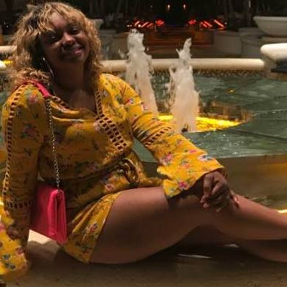 Meet your Posher, Ramona