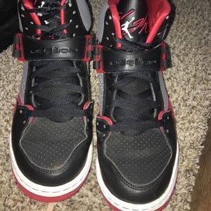 Nike Air Jordan flights size 9