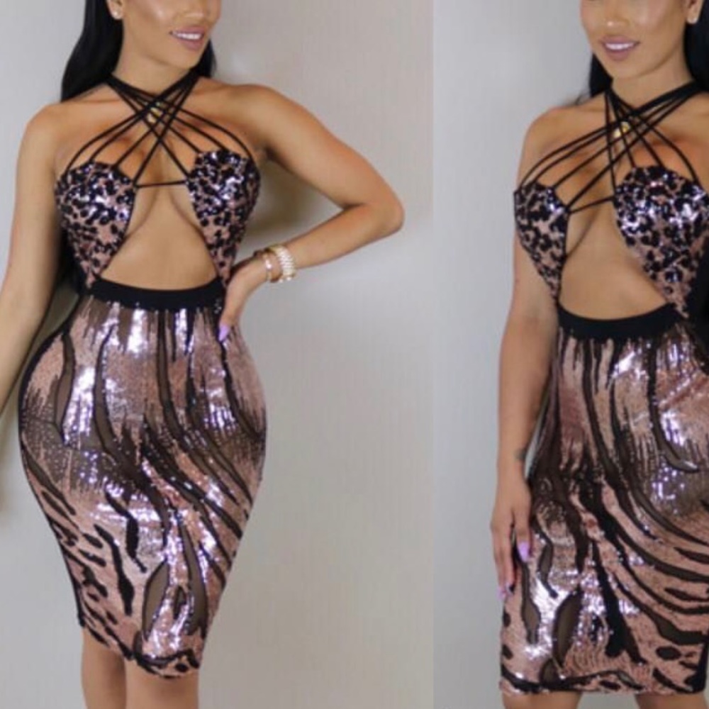 Sexy sequins 👗