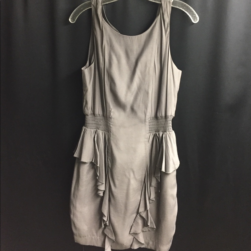 Key hole back dress