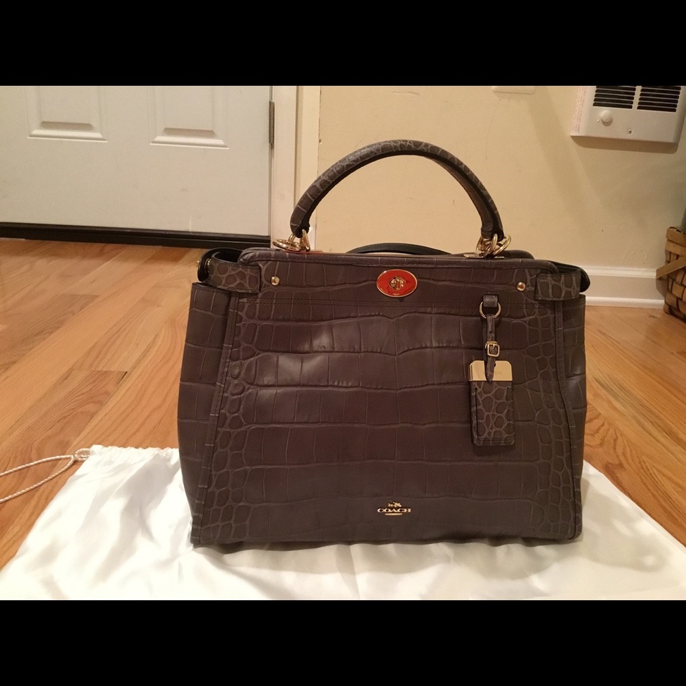 (SOLD)Coach handbag